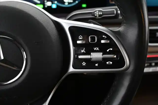Musta Maastoauto, Mercedes-Benz GLE – VAR-55010