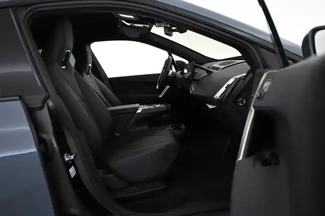 Harmaa Maastoauto, BMW iX – VAR-55245