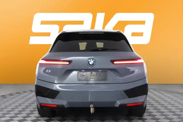Harmaa Maastoauto, BMW iX – VAR-55245