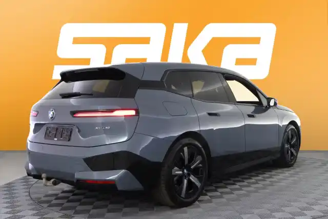 Harmaa Maastoauto, BMW iX – VAR-55245