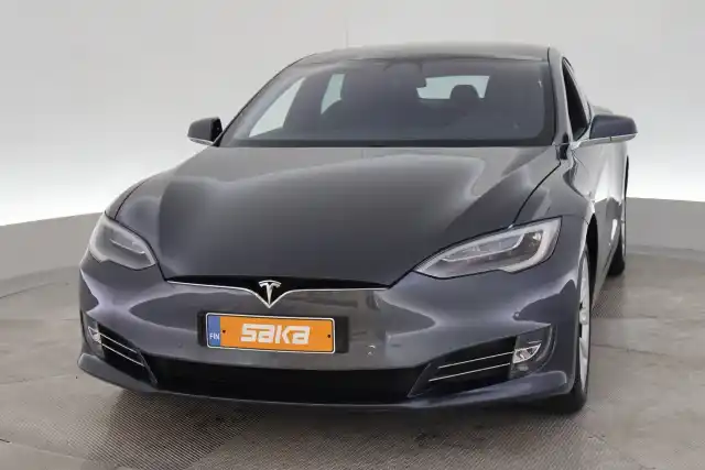 Harmaa Sedan, Tesla Model S – VAR-55908