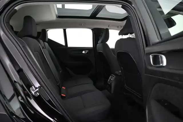  Maastoauto, Volvo XC40 – VAR-55952