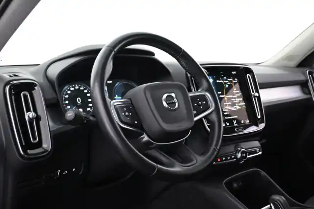  Maastoauto, Volvo XC40 – VAR-55952