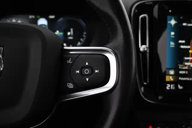  Maastoauto, Volvo XC40 – VAR-55952