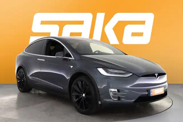 Harmaa Maastoauto, Tesla Model X – VAR-56367