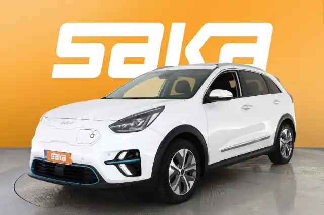 Valkoinen Maastoauto, Kia NIRO – VAR-56379