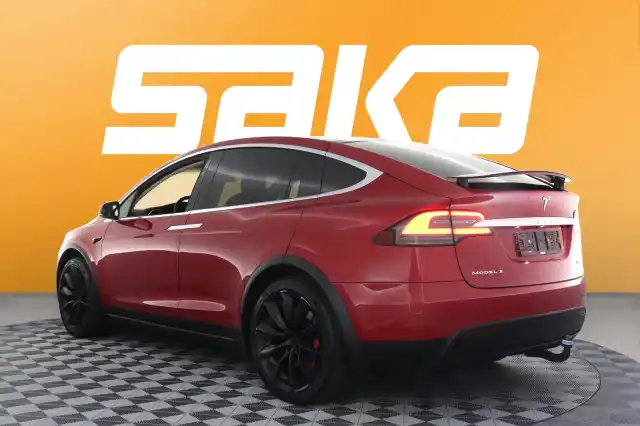 Punainen Maastoauto, Tesla Model X – VAR-56721