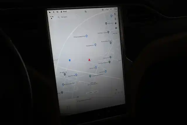 Punainen Maastoauto, Tesla Model X – VAR-56721