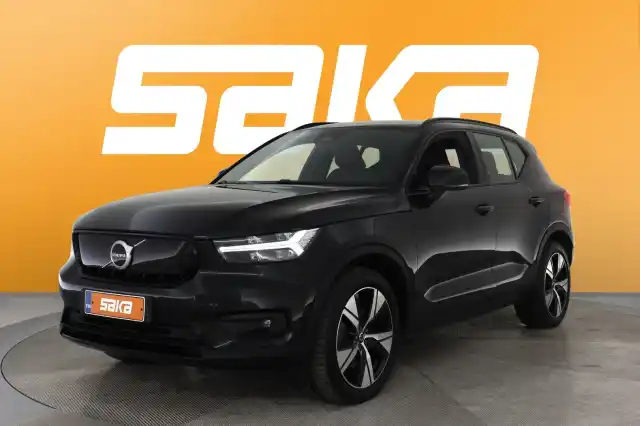 Musta Maastoauto, Volvo XC40 – VAR-56722