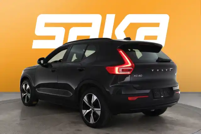 Musta Maastoauto, Volvo XC40 – VAR-56722