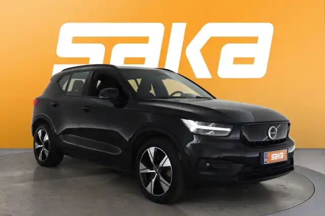 Musta Maastoauto, Volvo XC40 – VAR-56722