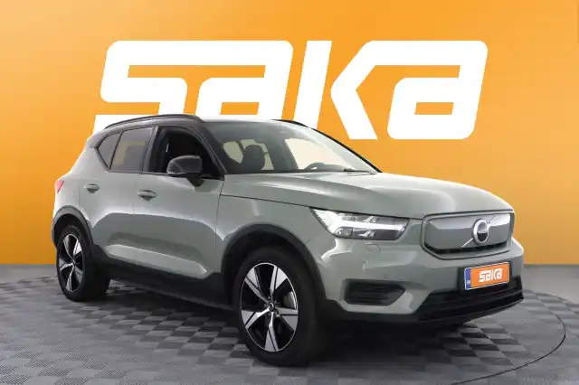 Vihreä Maastoauto, Volvo XC40 – VAR-56736