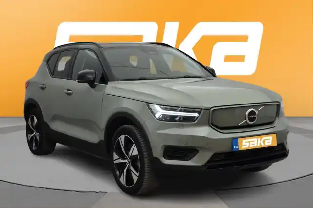 Vihreä Maastoauto, Volvo XC40 – VAR-56736
