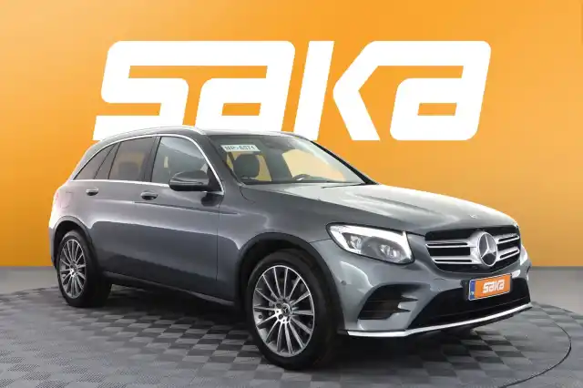 Harmaa Maastoauto, Mercedes-Benz GLC – VAR-56840
