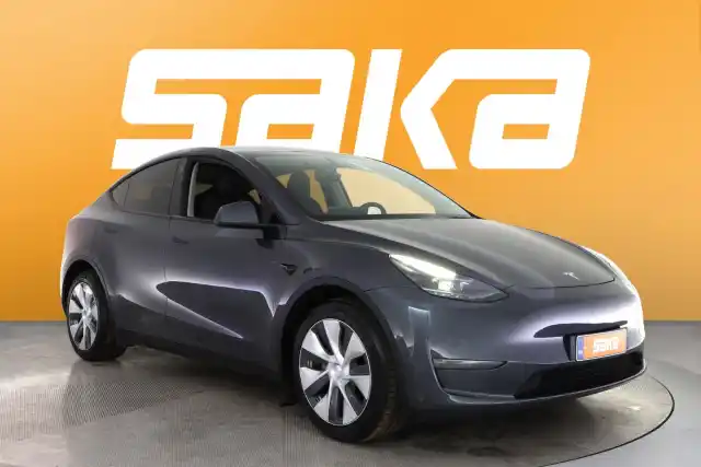 Harmaa Maastoauto, Tesla Model Y – VAR-57004