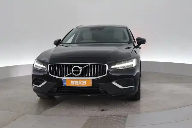 Musta Farmari, Volvo V60 – VAR-57203