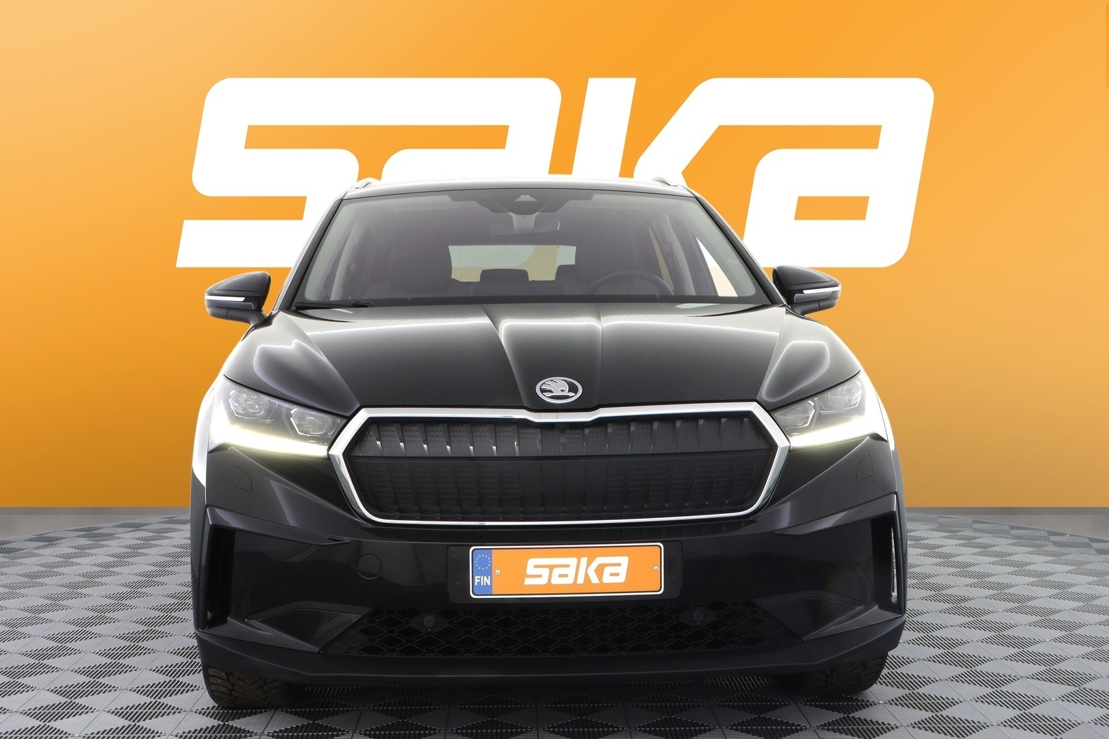 Musta Maastoauto, Skoda Enyaq – VAR-57544