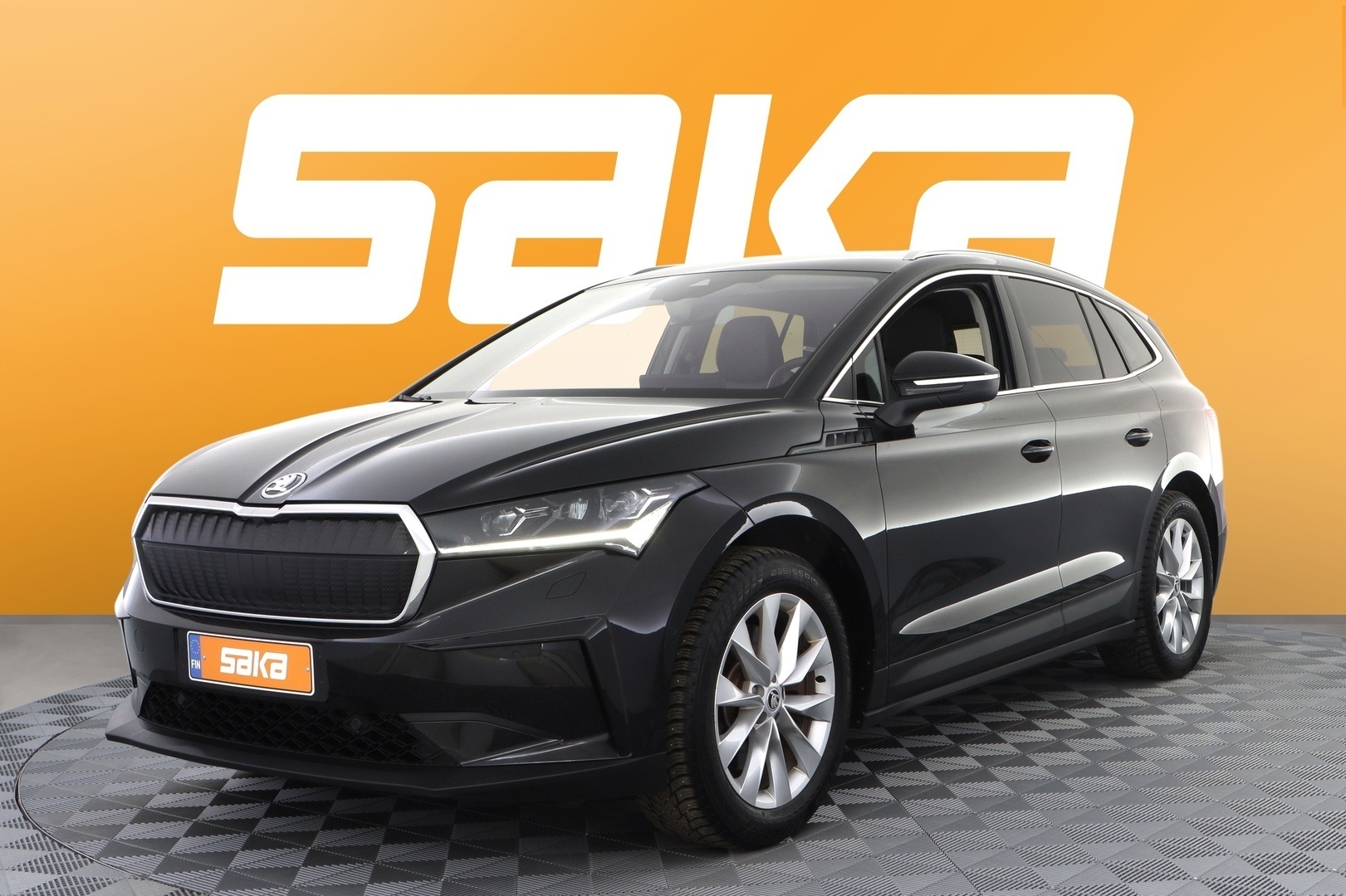 Musta Maastoauto, Skoda Enyaq – VAR-57544