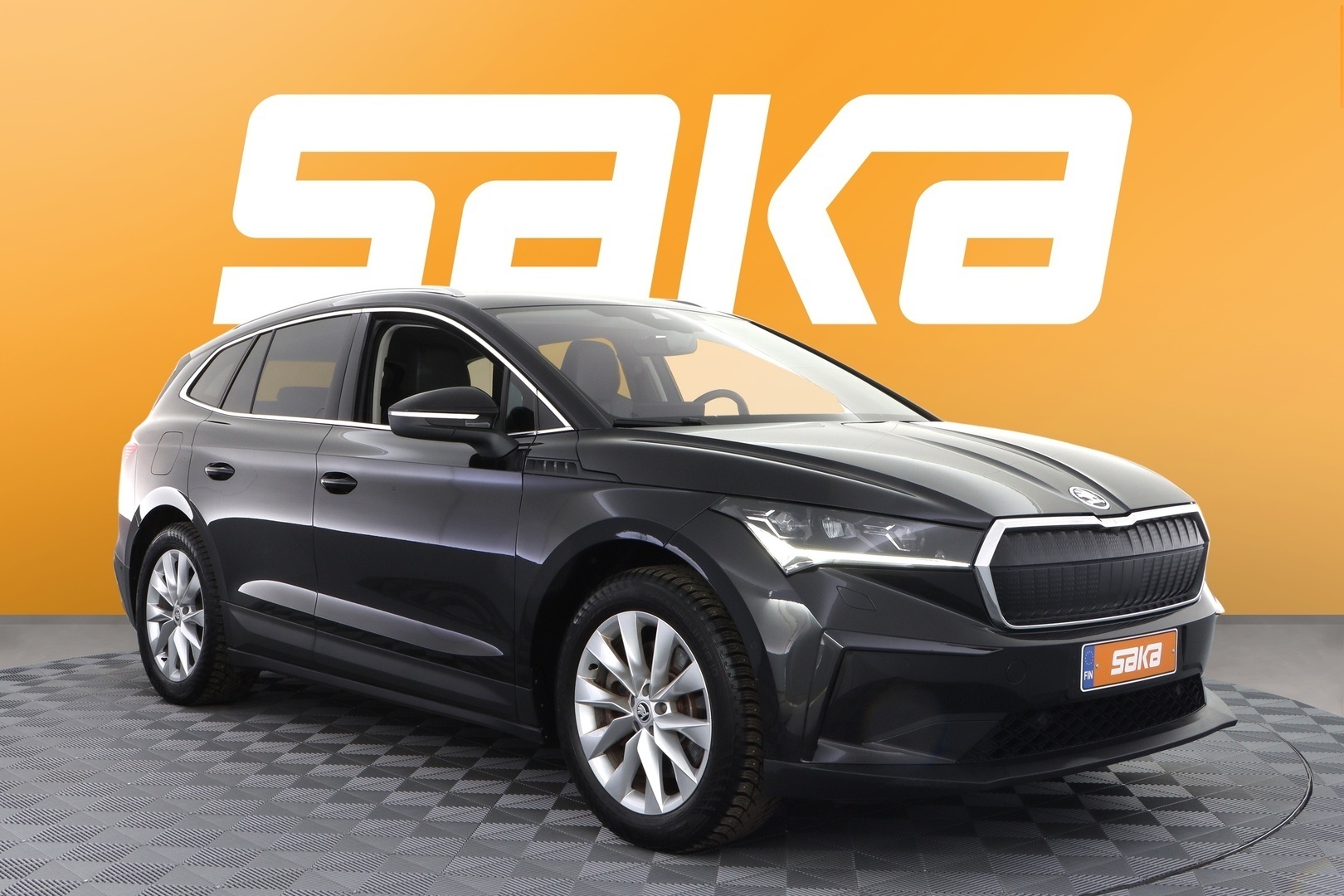 Musta Maastoauto, Skoda Enyaq – VAR-57544