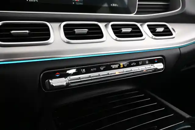 Musta Maastoauto, Mercedes-Benz GLE – VAR-57563