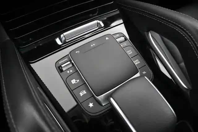 Musta Maastoauto, Mercedes-Benz GLE – VAR-57563