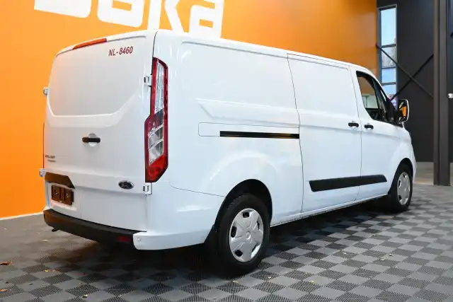 Valkoinen Pakettiauto, Ford Transit Custom – VAR-57621