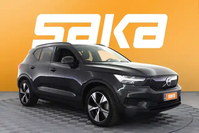 Musta Maastoauto, Volvo XC40 – VAR-57658