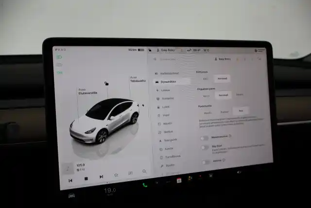 Valkoinen Viistoperä, Tesla Model Y – VAR-57750