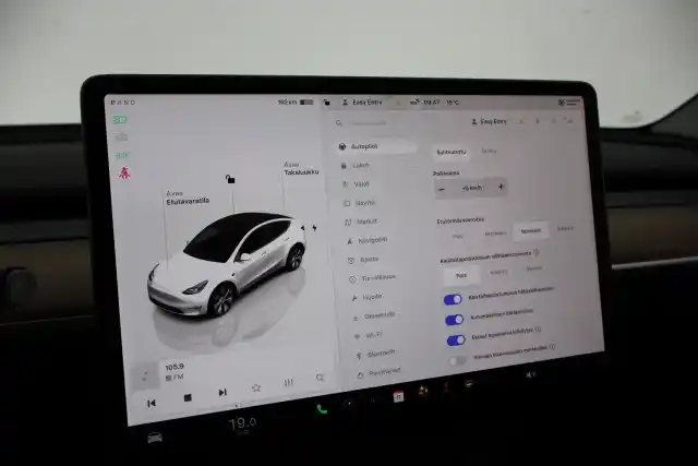 Valkoinen Viistoperä, Tesla Model Y – VAR-57750