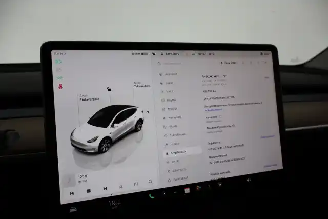 Valkoinen Viistoperä, Tesla Model Y – VAR-57750