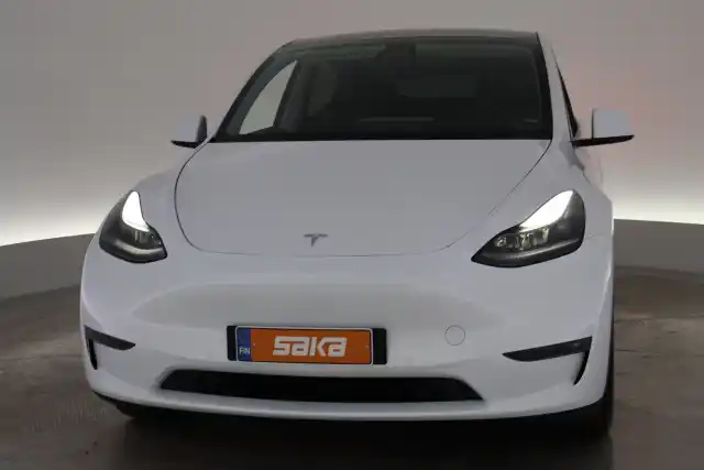 Valkoinen Viistoperä, Tesla Model Y – VAR-57750