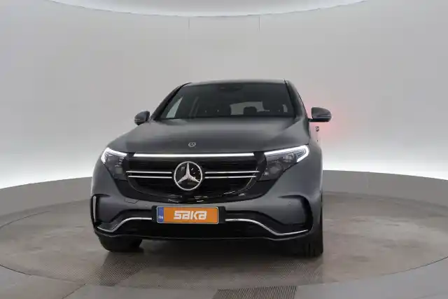 Harmaa Maastoauto, Mercedes-Benz EQC – VAR-58088