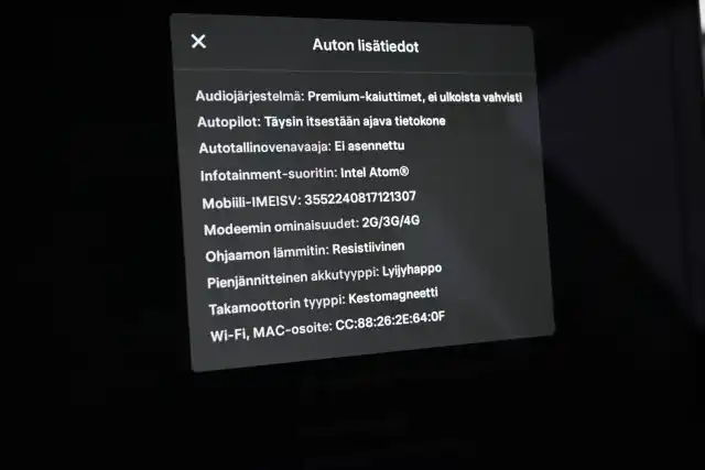 Valkoinen Sedan, Tesla Model 3 – VAR-58094