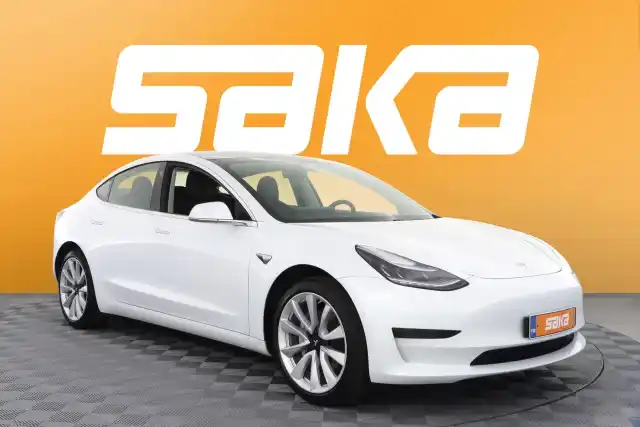 Valkoinen Sedan, Tesla Model 3 – VAR-58094