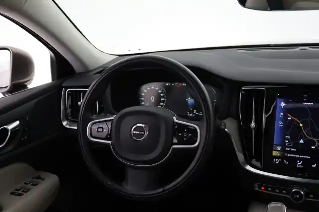 Harmaa Farmari, Volvo V60 – VAR-58174