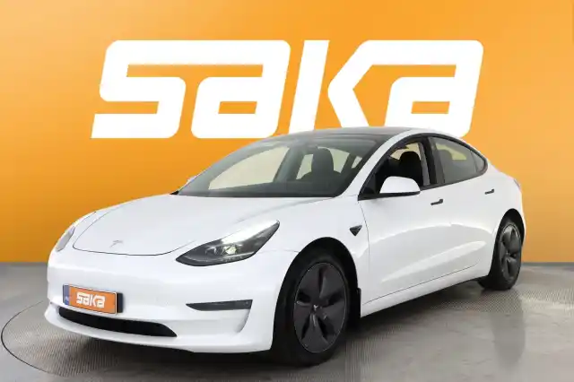 Valkoinen Sedan, Tesla Model 3 – VAR-58211