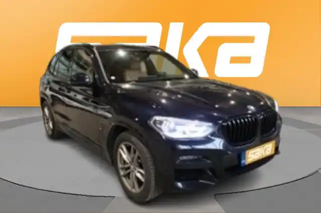 Musta Maastoauto, BMW X3 – VAR-59187