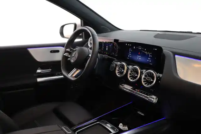 Valkoinen Tila-auto, Mercedes-Benz B – VAR-592095