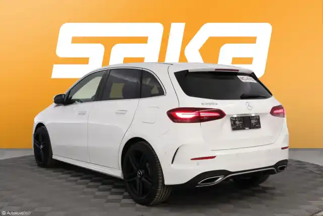Valkoinen Tila-auto, Mercedes-Benz B – VAR-592095