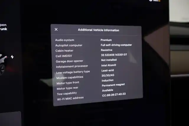 Musta Viistoperä, Tesla Model 3 – VAR-59272