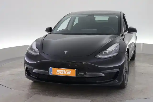 Musta Viistoperä, Tesla Model 3 – VAR-59272