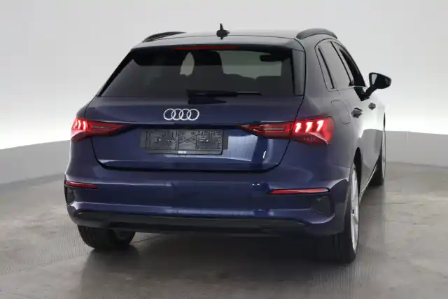 Sininen Viistoperä, Audi A3 – VAR-59484