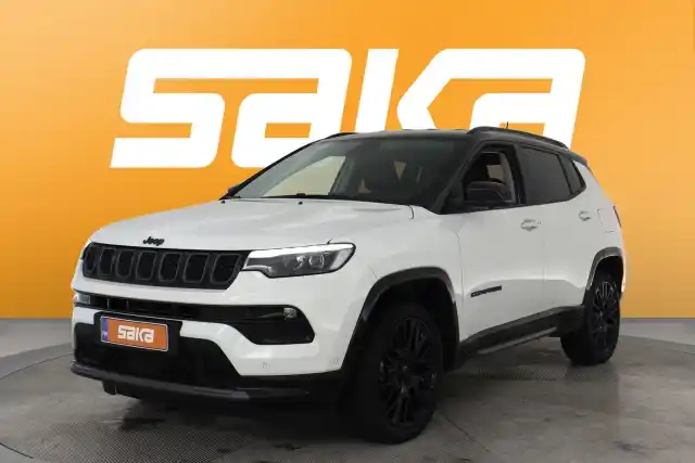 Valkoinen Maastoauto, Jeep Compass – VAR-59546