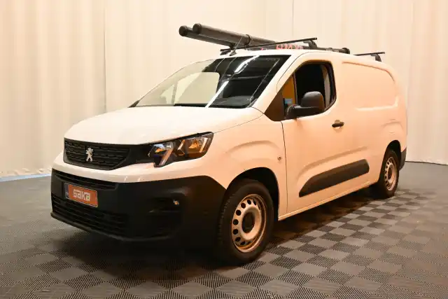 Valkoinen Pakettiauto, Peugeot Partner – VAR-59598