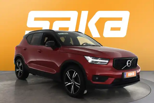 Punainen Maastoauto, Volvo XC40 – VAR-59773