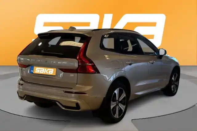 Harmaa Maastoauto, Volvo XC60 – VAR-59943