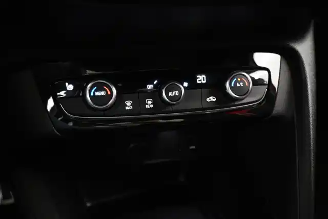 Punainen Viistoperä, Opel Corsa-e – VAR-60054