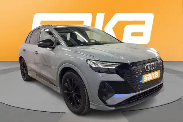 Harmaa Maastoauto, Audi Q4 e-tron – VAR-60155