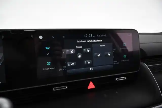 Harmaa Maastoauto, Hyundai IONIQ 5 – VAR-60312