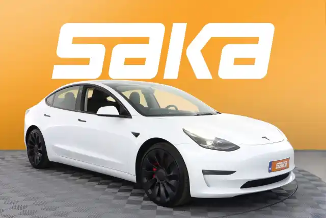 Valkoinen Sedan, Tesla Model 3 – VAR-60583